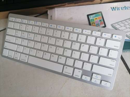 *STARTING @R1 NO RESERVE*COMBO DEAL*BRAND NEW MICROSOFT KEYBOARD/MSE+SLIM BLUETOOTH KEYBOARD**