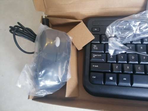 *STARTING @R1 NO RESERVE*COMBO DEAL*BRAND NEW MICROSOFT KEYBOARD/MSE+SLIM BLUETOOTH KEYBOARD**