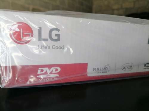 *LAST ONE LEFT *BRAND NEW SEALED*LG DP842H HDMI DVD PLAYER IN BOX WITH REMOTE *R1200 RETAIL*