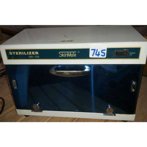 *LIQUIDATION*SKINMATE SM 109 UV STERILIZER CABINET**