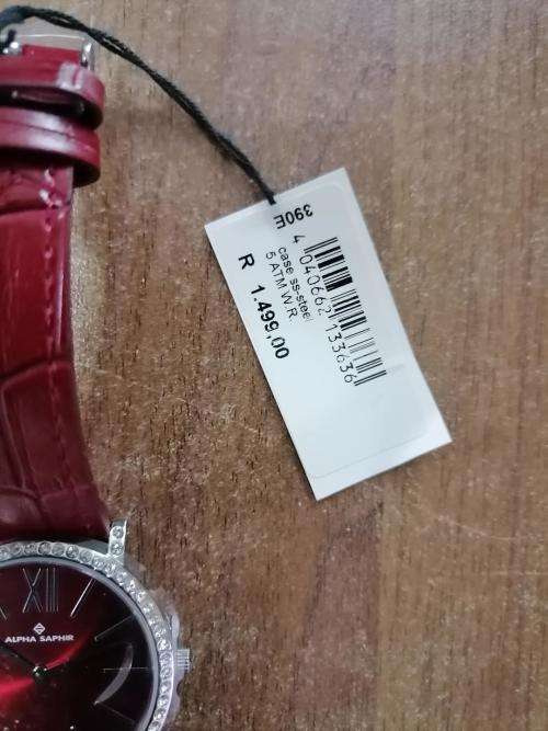 *ONCE OFF DEAL**BRAND NEW JACQUES LEMANS ALPHA SAPHIR Crystals Red Leather.390*R1500 RETAIL