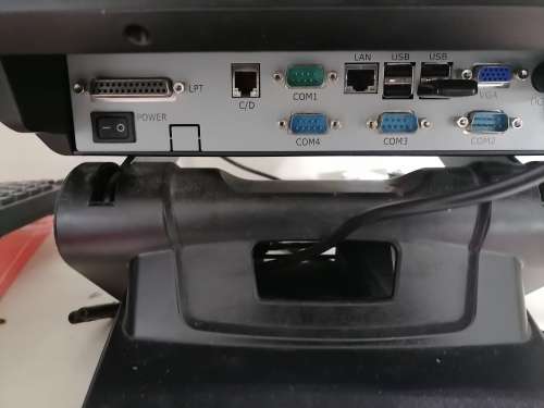 *LIQUIDATION ITEM*POINT OF SALE SYSTEM*POSLAB IRONPOS 76*CRACKED GLASS/WORKING(R12 000 RETAIL)