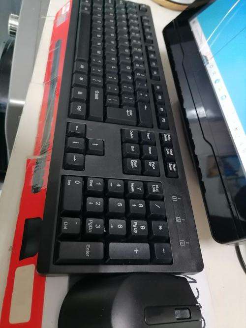 *LIQUIDATION ITEM*POINT OF SALE SYSTEM*POSLAB IRONPOS 76*CRACKED GLASS/WORKING(R12 000 RETAIL)