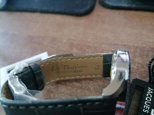 **LIMITED OFFER*BRAND NEW UNISEX JACQUES LEMANSLA PASSION LP-125B IN BOX**R3300 IN STORE*