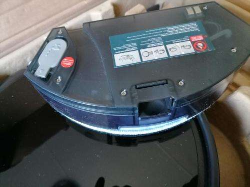 *DEMO 360 ROBOT VACUUM/MOP C50 IN BOX WITH ATTACHMENTS AND CHARGING HUB/REMOTE*R3000 RETAIL