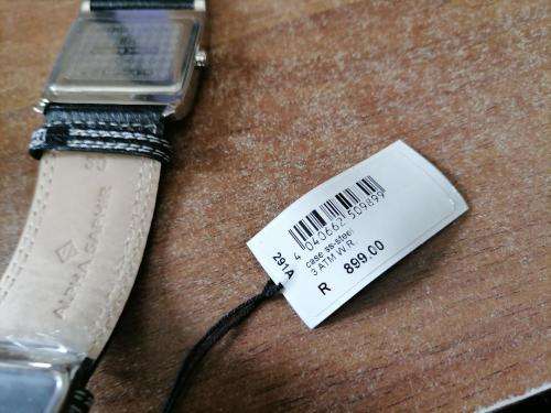 *WEEKEND SPECIAL*BRAND NEW UNISEX JACQUES Alpha Saphir 219A WATCH IN BOX*R900 RETAIL