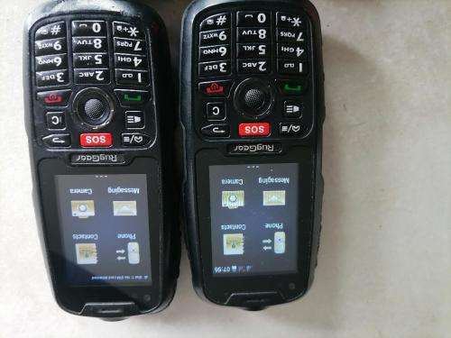 *BLACK FRIDAY DEAL*FREE FREIGHT*LOT OF 4X USED RUG GEAR RG310 COMMERCIAL RADIO/ PHONES*R3500 EACH*