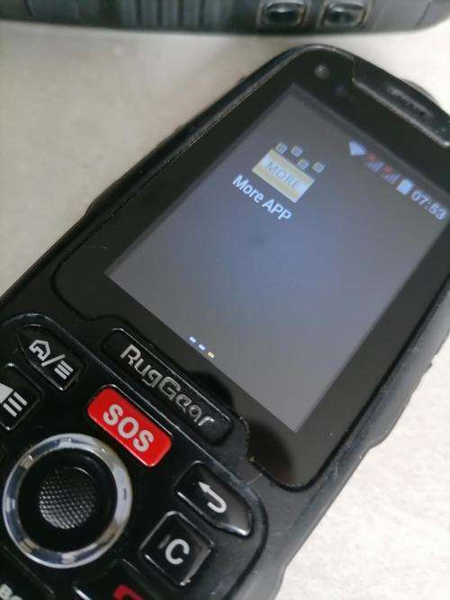 *BLACK FRIDAY DEAL*FREE FREIGHT*LOT OF 4X USED RUG GEAR RG310 COMMERCIAL RADIO/ PHONES*R3500 EACH*