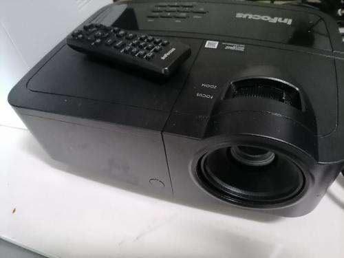 **BLACK FRIDAY*FREE FREIGHT*INFOCUS 3D READY IN114 PROJECTOR WITH REMOTE*ONLY 165HRS*R7000 IN STORE*