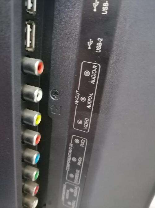 **BLACK FRIDAY*FREE MYSTERY GIFT*MECER 32 INCH HD READY LED TV/PC SCREEN WITH REMOTE*