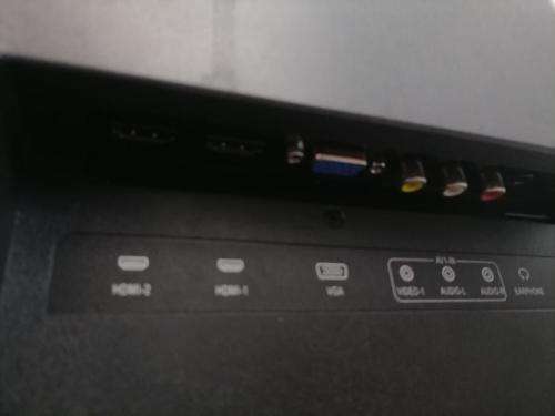 **BLACK FRIDAY*FREE MYSTERY GIFT*MECER 32 INCH HD READY LED TV/PC SCREEN WITH REMOTE*