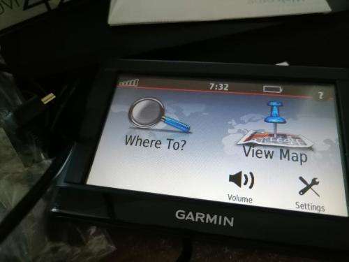 *FESTIVE SEASON DEALS*PRE OWNED GARMIN NUVI 42  LIFETIME MAPS INCL IN BOX WITH ACCESSORIES*R2500