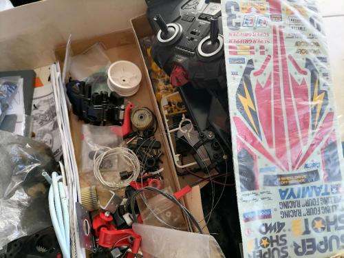 *HUGE BULK LOT OF RC CARS*GAS CARS ELEC CARS*TRAXIX*TAMIYA ETC*MANY SPARES AND REMOTES ETC*UNTESTED*