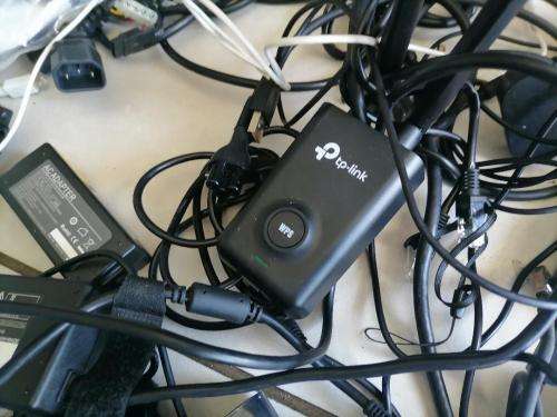 *YEAR END CLEARANCE**BULK LOT OF ORIGINAL LAPTOP CHARGERS,NEW INK CARTRIDGES,CABLES ETC ETC**