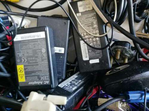**BACK TO WORK DEAL**HUGE LOT OF ELECTRONICS*ABOUT 30 LAPTOP CHARGERS,CABLES ETC ETC**