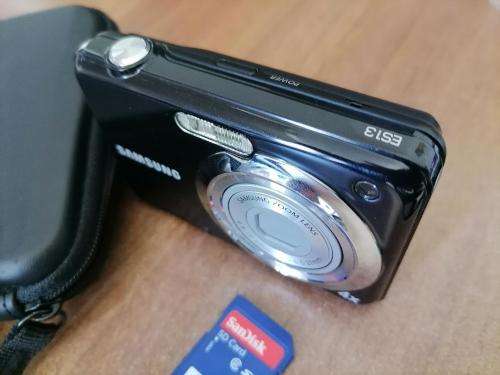**WEEKENED SPECIAL*SAMSUNG ES13 DIGITAL CAMERA IN CARRY CASE AND MEMORY CARD*NOT TESTED*