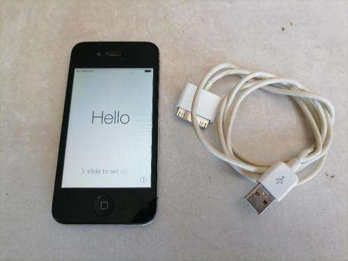 *NEW YEAR*NEW DEALS*PREOWNED APPLE IPHONE 4 WITHCHARGER*HAS BEEN RESET*EXCELLENT CONDITION*