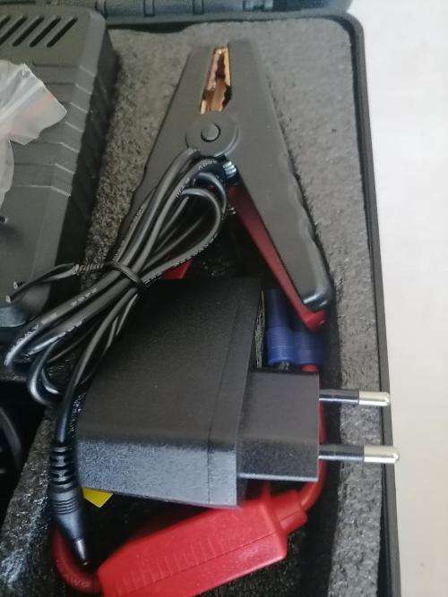 *BRAND NEW HIGH POWER MULTIFUNCTION POWER SUPPLY*CAR STARTER,PHONE/LAPTOP CHRGER,TYRE PUMP,LIGHT ETC