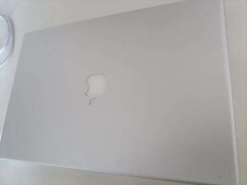*STARTING@R1*APPLE MACBOOK A12111 LAPTOP*POWERS ON*OPERTING SYSTEM ERROR*SOLD AS IS**