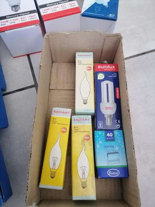 *LIGHT SHOP LIQUIDATION**BULK LOT OF NEW LIGHTING*EUROLUX,RADIANT,LOHUIS,POLAMP*ONE BID FOR THE LOT*