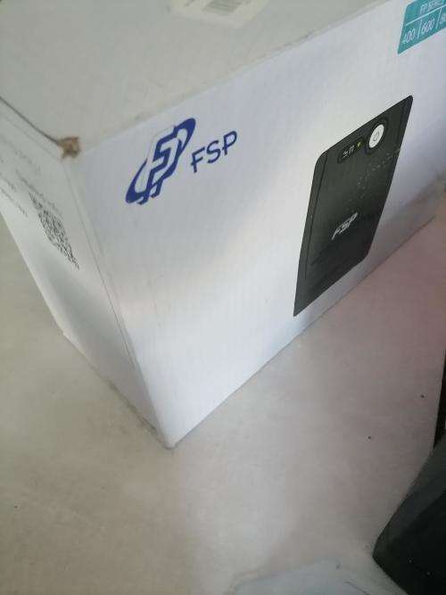 **BULK LOT OF UNTESTED ELECTRONICS*KEYBOARDS/MOUSE,UPS,SHURE MIC,PLUG FITTINGS ETC*1 BID FOR LOT**