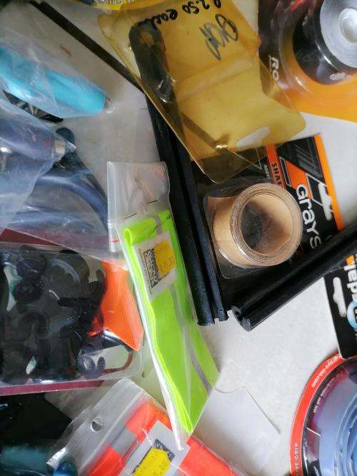 **HUGE SPORT SHOP LIQUIDATION*LOT OF BRAND NEW SPORT ACCESSORIES*OVER R5000 RETAIL**