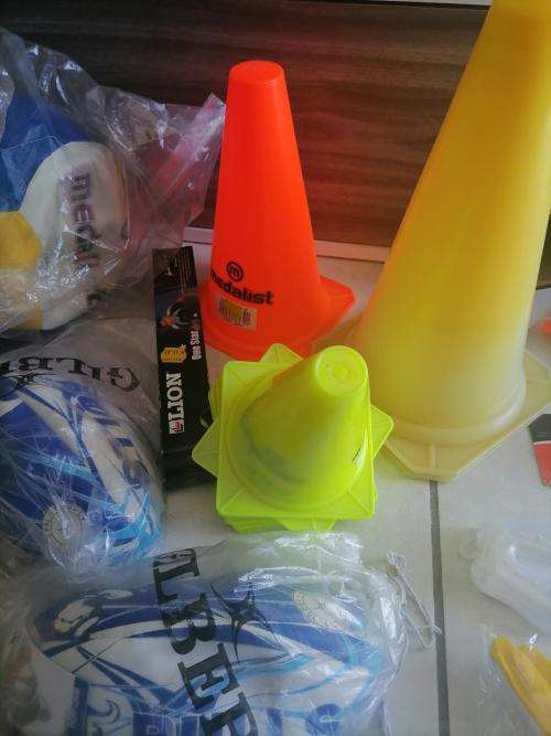 **HUGE SPORT SHOP LIQUIDATION*LOT OF BRAND BALLS.FLAGS.CONES ETC ETC*OVER R5000 RETAIL**