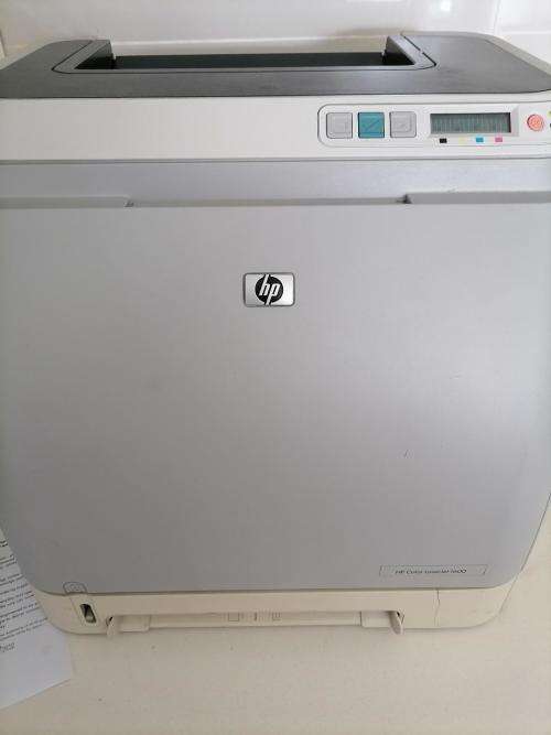 **LIQUIDATION ITEM*HP 1600 COLOR LAZERJET PRINTER WITH TONERS*PRINTS EXCELLENT QUALITY*