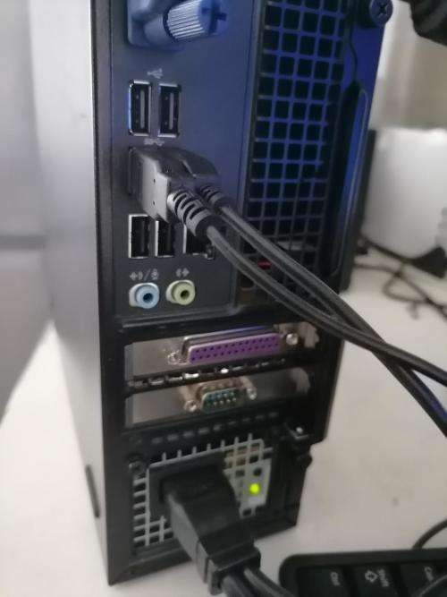 **PROPER PC SETUP*DELL I5 4TH GEN 4GB RAM,500GB HDD, 22DELL SCREEN KEYBOARD+MOUSE*OVER R5000 RETAIL