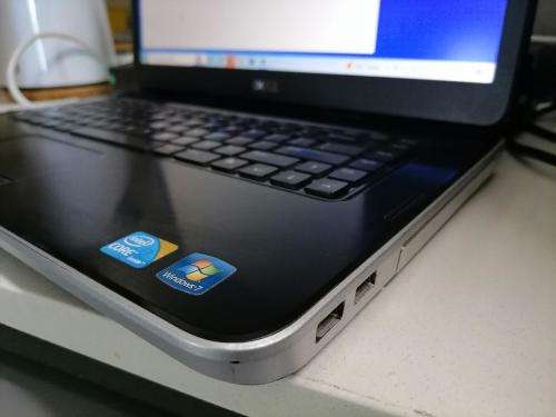 *BEST DEALS ON BOBSHOP*I3 DELL VOSTRO 1540 LAPTOP , 500GB HDD, 4GB RAM, WINDOWS 10****