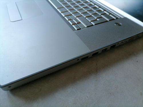 *PAYDAY  DEALS**APPLE POWERBOOK G4 A1107 17` LAPTOP, EXCELLENT CONDITION*LINED ON SCREEN**