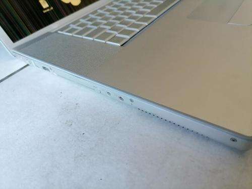 *PAYDAY  DEALS**APPLE POWERBOOK G4 A1107 17` LAPTOP, EXCELLENT CONDITION*LINED ON SCREEN**