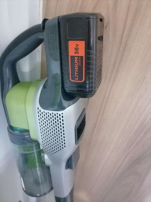 *MONTH END MADNESS**BLACK AND DECKER POWER SERIES EXTREEM36V CORDLESS VACUUM*R5000 RETAIL**