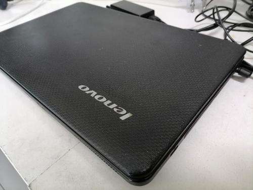 **LENOVO G550 LAPTOP WITH ORIGINAL CHARGER*WINDOWS 11,INTEL DUO CORE,4GB RAM*MUST BE PLUGGED IN*