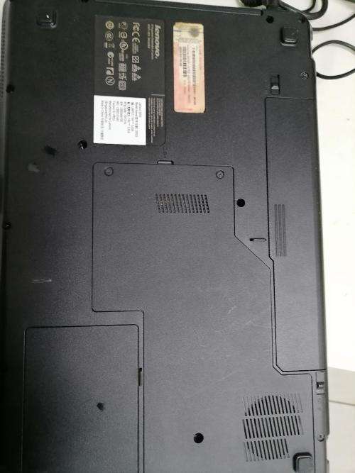 **LENOVO G550 LAPTOP WITH ORIGINAL CHARGER*WINDOWS 11,INTEL DUO CORE,4GB RAM*MUST BE PLUGGED IN*