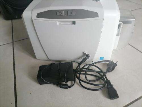 **AMAZING MACHINE*FARGO C50 HID CARD COLOR PRINTER*FOR BUSINESS,SCHOOLS,GOVERNMENT*R15 000***