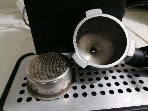 *BELLCO BARGAINS***KRUPS COFFEE,ESPRESSO,CUPACHINO MACHINE WITH BUILT IN FROTHER**WORKING**