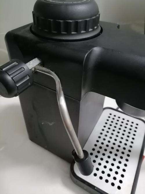 *BELLCO BARGAINS***KRUPS COFFEE,ESPRESSO,CUPACHINO MACHINE WITH BUILT IN FROTHER**WORKING**