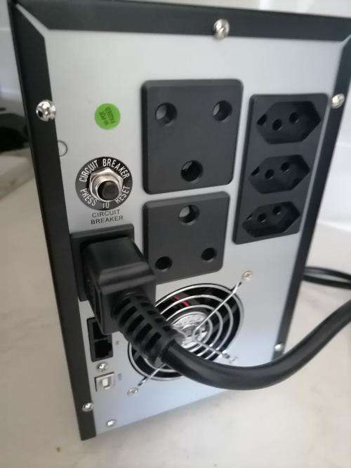 *MONTH END MADNESS*STAGE 6 LOADSHED*LIMITED OFFER**LIKE NEW RCT 3000VAS UPS*OVER R5000 ON BOB SHOP**