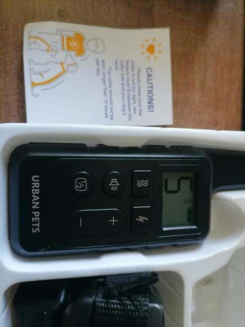 *BUY ONE GET ONE FREE*URBAN PETS REMOTE WATERPROOF RECHARGABLE DOG TRAINING COLLAR*R2000 IN STORE**