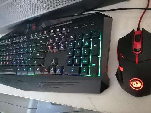 *REFURBISHED 24 ` I5 ACER VERITON X6610G ALL IN ONE PC*4GB RAM,2TB HDD*GAMING KEYBRD/MSE*100%**