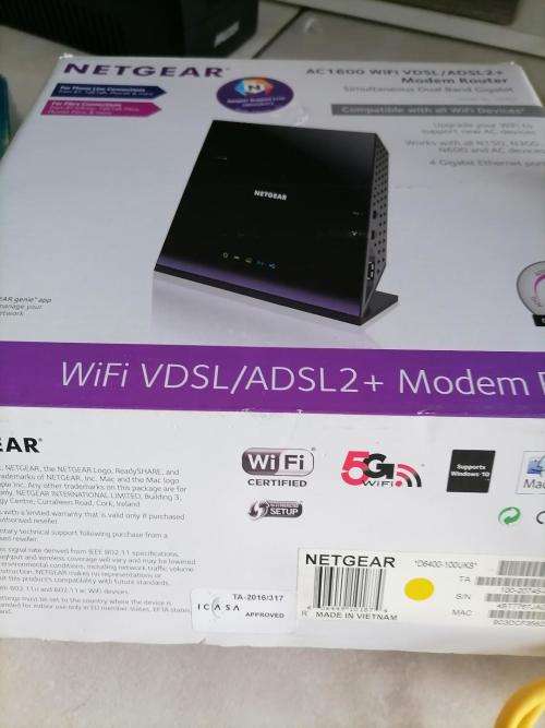 *EASTER SPECIAL*BULK LOT OF WIFI ROUTERS,RANGE EXTENDERS,SMOKE DETECTORS*ONE BID FOR ALL*OVER R4000