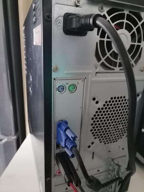 *MONTH END DEALS*COMPLETE DESKTOP PC WITH SCREEN,GAMING LED KEYBOARD,MOUSE,HEADSET**