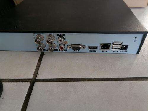 *MONTH END DEALS*CCTV SYSTEM*4CH DVR TB HDD+LINEVISION COLOUR CCD+2XEAGLEYE DOME*UNTESTED**