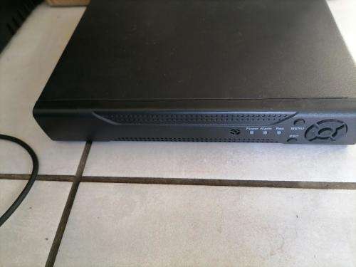 *MONTH END DEALS*CCTV SYSTEM*4CH DVR TB HDD+LINEVISION COLOUR CCD+2XEAGLEYE DOME*UNTESTED**