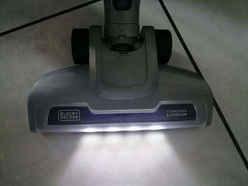 *EASTER SPECIAL*LIKE NEW BLACK AND DECKER 18V DUST BUSTER CORDELESS 2 IN 1 VACUUM*R2700 IN STORE**