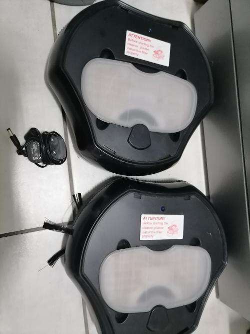 *MID MOMTH DEALS*2 X FAULTY TAURUS ROBOT VACUUM CLEANERS*ONE BID FOR BOTH***