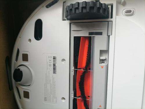 *EASTER SPECIAL*BRAND NEW XIOMI MI MOP ROBOT VACUUM/MOP*WIFI*IN BOX WITH DOC STATION*R6000 RETAIL**