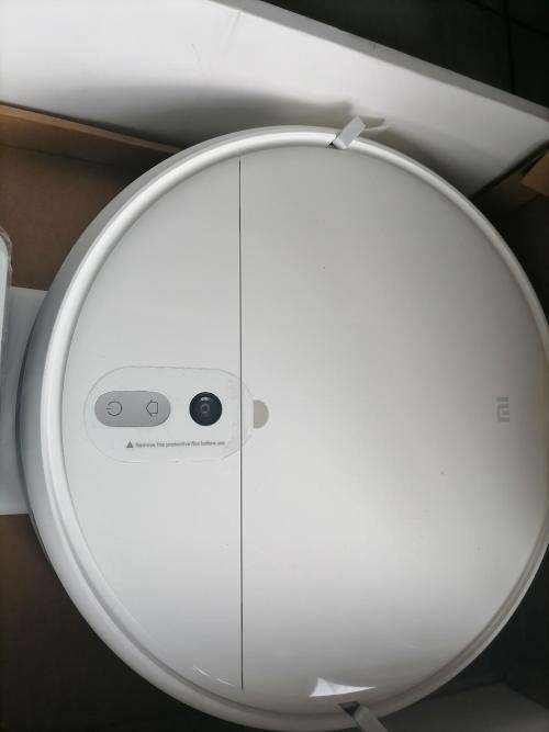 *EASTER SPECIAL*BRAND NEW XIOMI MI MOP ROBOT VACUUM/MOP*WIFI*IN BOX WITH DOC STATION*R6000 RETAIL**