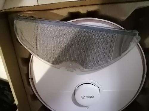 *BEST DEALS ON BOBSHOP*DEMO 360 S7 SMART ROBOT AND VACUUM WITH CHARGING STATION*OVER R8000 RETAIL*